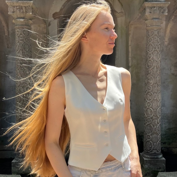 White vest from a suit - Picture 2 of 6